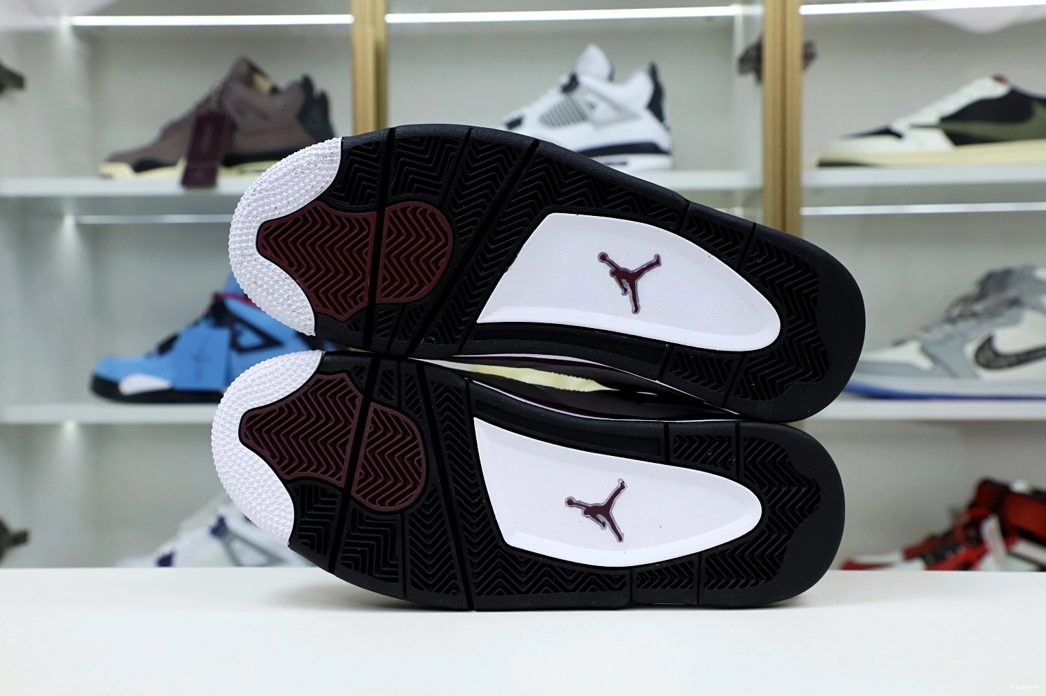 PARIS 4 JORDAN X AIR RETRO AIR SAINT-GERMAIN 'BORDEAUX' JORDAN 1205